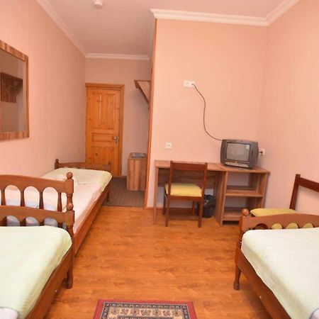 Hotel Nikea Paradiso Koetaisi Buitenkant foto
