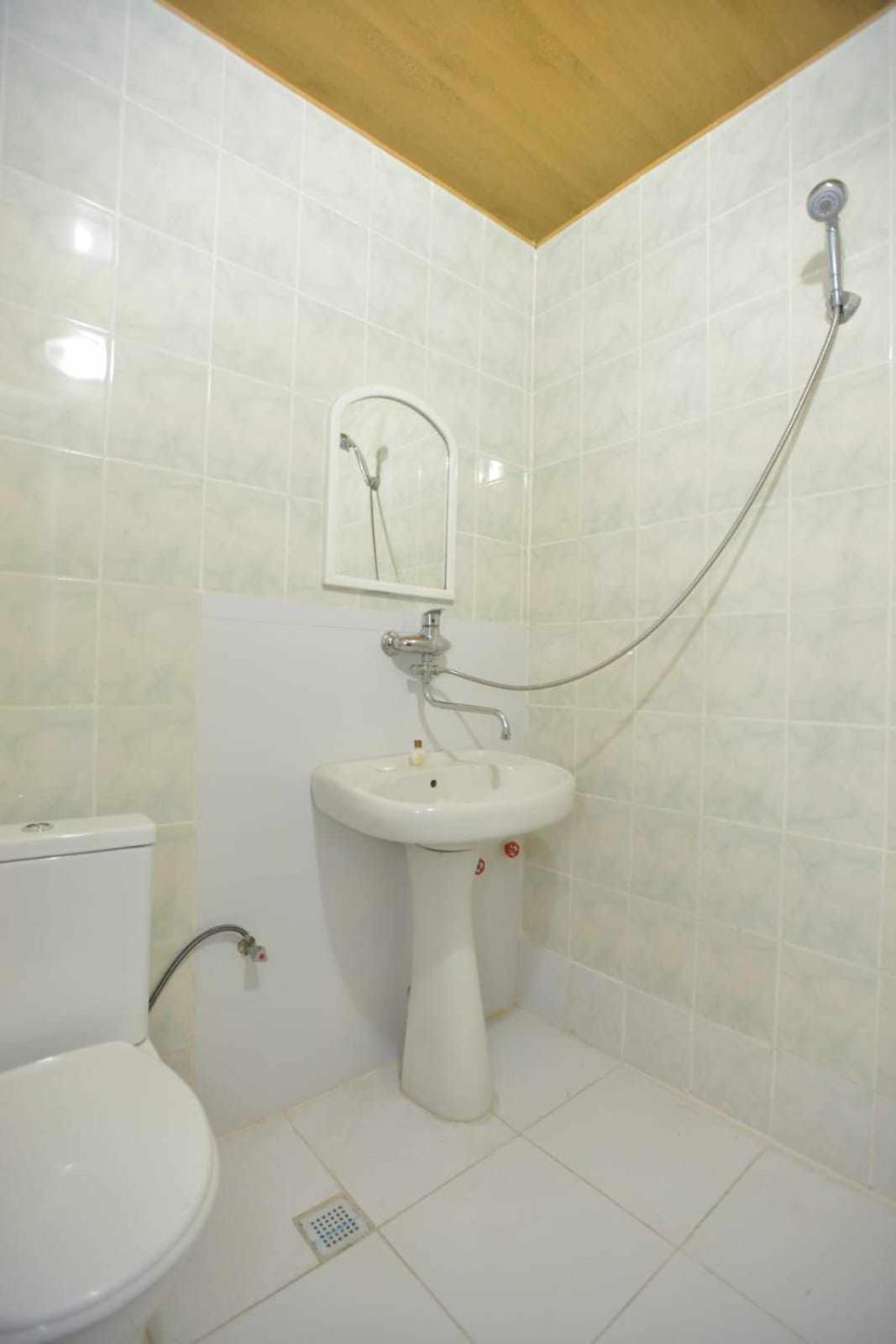 Hotel Nikea Paradiso Koetaisi Buitenkant foto
