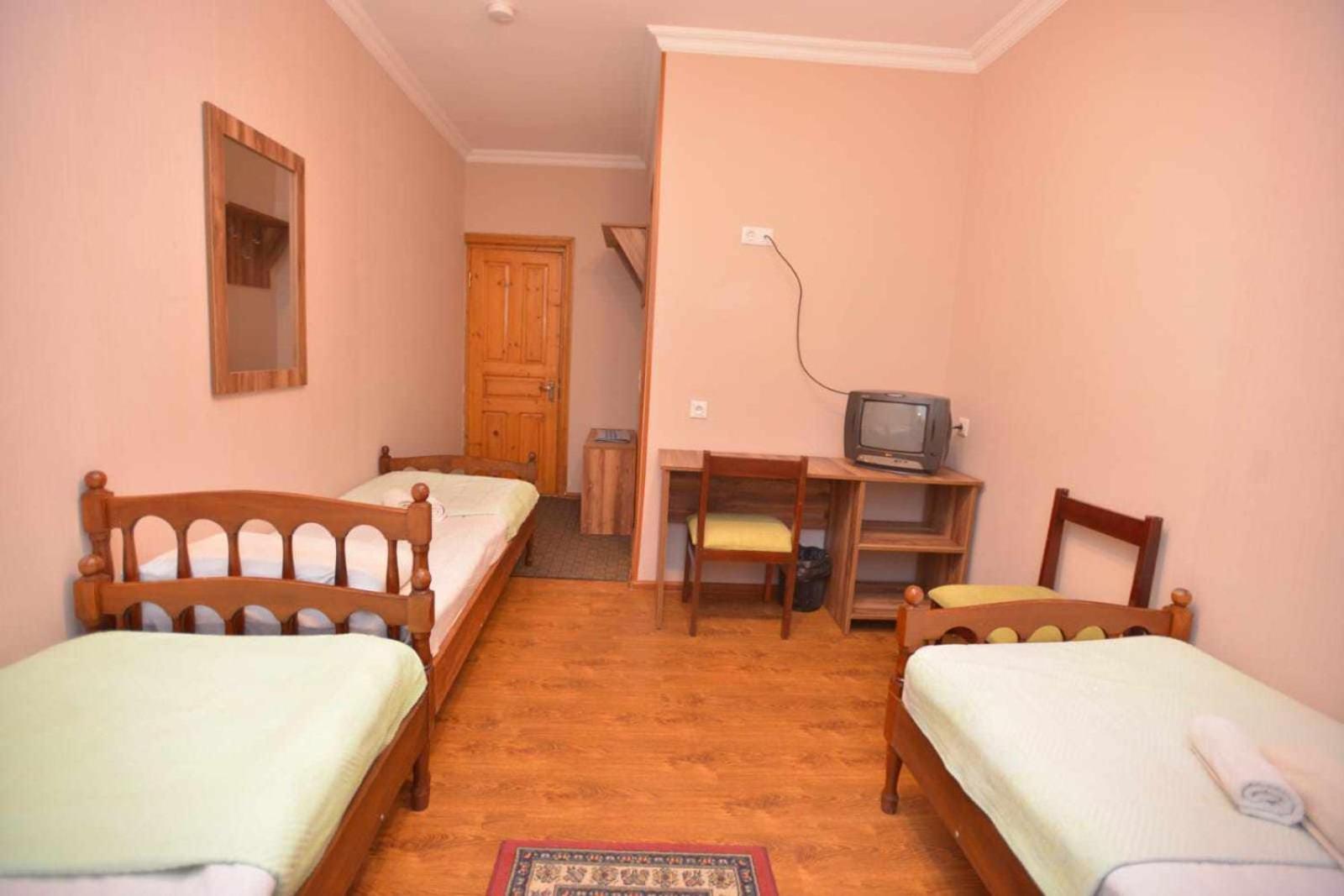 Hotel Nikea Paradiso Koetaisi Buitenkant foto
